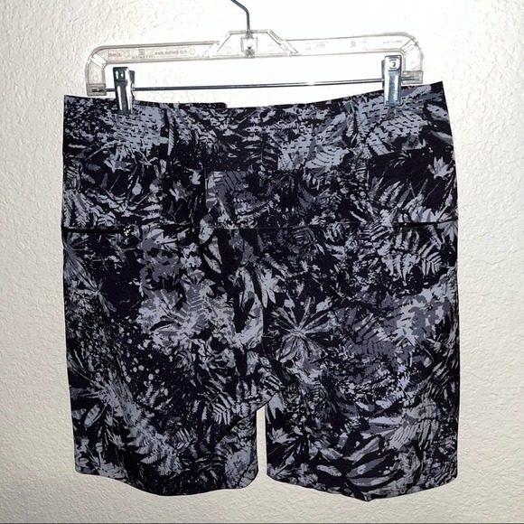 Lululemon Current State Short Board Short *9"  Updated Canopy Ice Grey Black - Picture 3 of 4